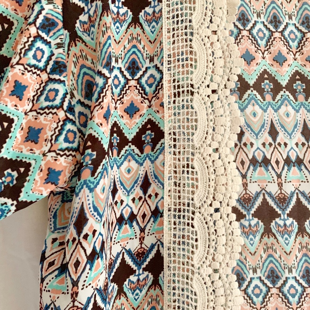 Aztec Printed Shrug
